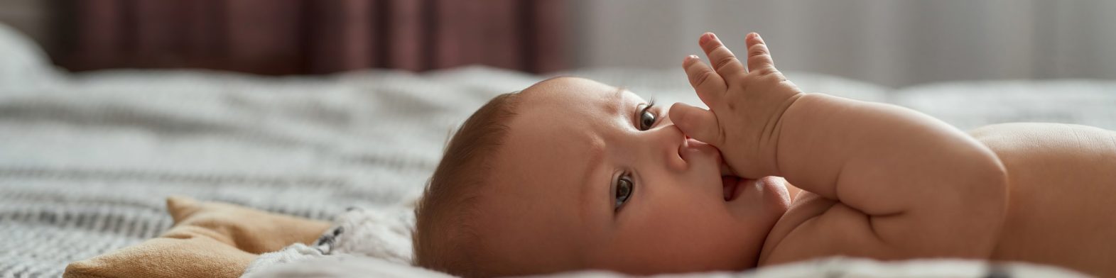 Poussées dentaires chez votre bébé : comment les soulager ? cover